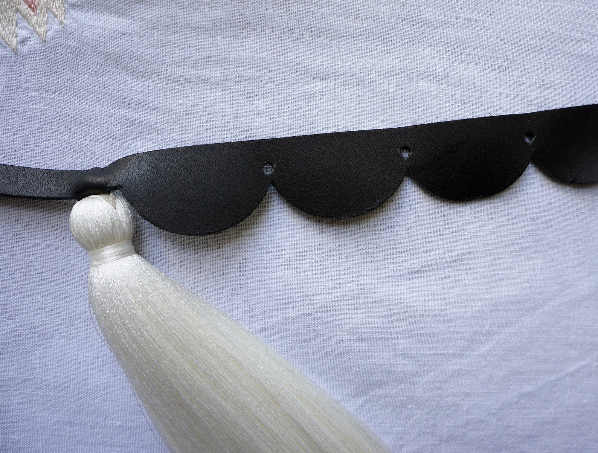 Black belt with silk tassels